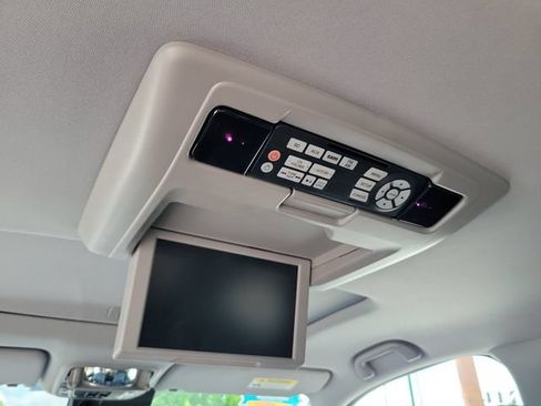Certified 2018 Honda Pilot Elite image 30