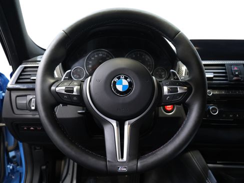 Used 2018 BMW M3 RWD image 40
