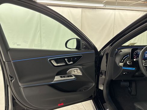 New 2026 Mercedes-Benz E 450 4MATIC Sedan image 19