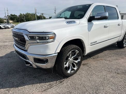 Used 2023 RAM 1500 Limited AWD/4WD image 2