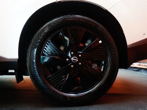Certified 2025 Nissan Murano SV AWD/4WD image 60