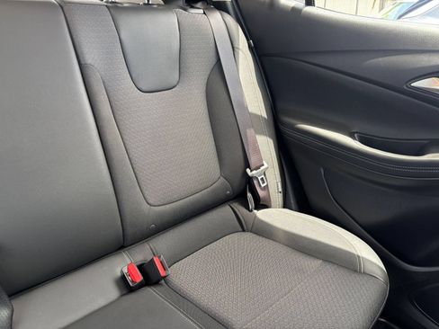 Used 2025 Buick Encore GX Preferred FWD image 36