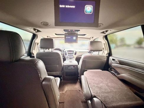 Used 2017 GMC Yukon XL Denali w/ Open Road Package AWD/4WD image 30