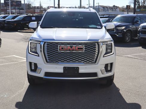 Certified 2024 GMC Yukon XL Denali image 3