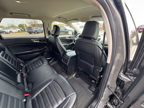 Used 2024 Ford Edge SEL w/ Convenience Package AWD/4WD image 17