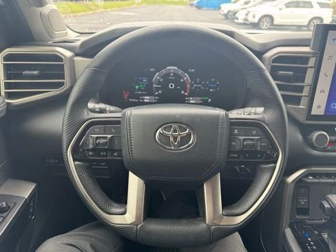 Used 2023 Toyota Sequoia Limited w/ TRD Off-Road Package image 18