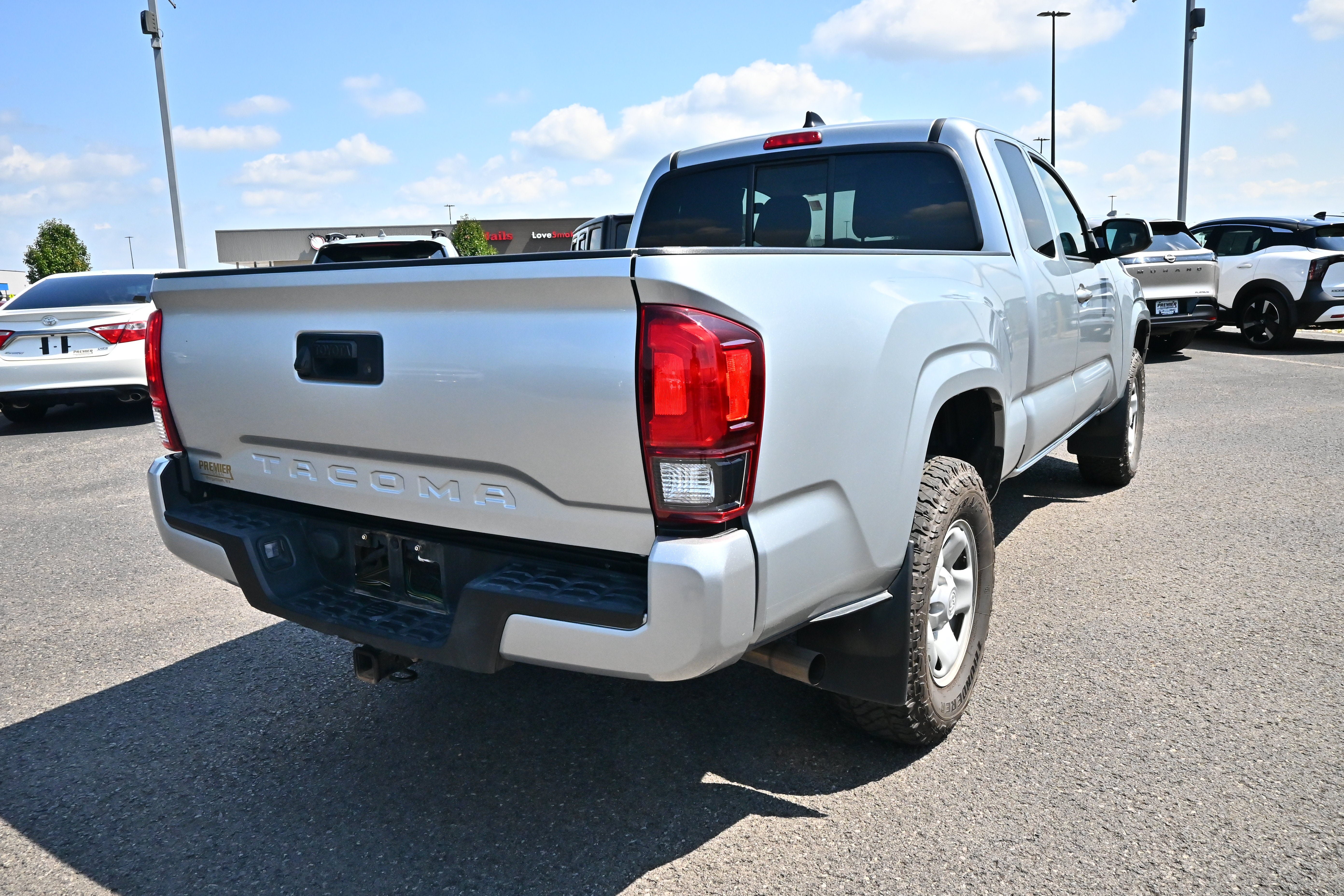 Used 2023 Toyota Tacoma SR w/ SR Convenience Package RWD image 6