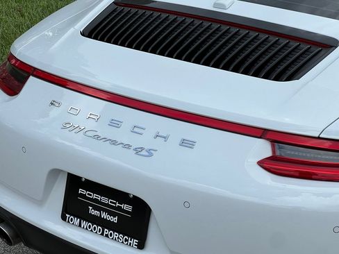 Used 2017 Porsche 911 Carrera 4S AWD/4WD image 11