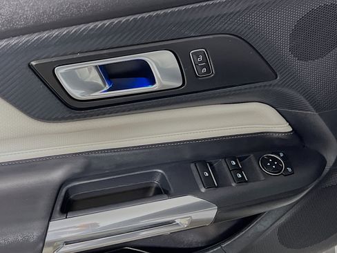 Used 2024 Ford Mustang Premium image 17