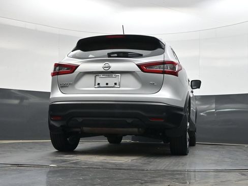 Used 2022 Nissan Rogue Sport SL w/ Premium Package FWD image 37