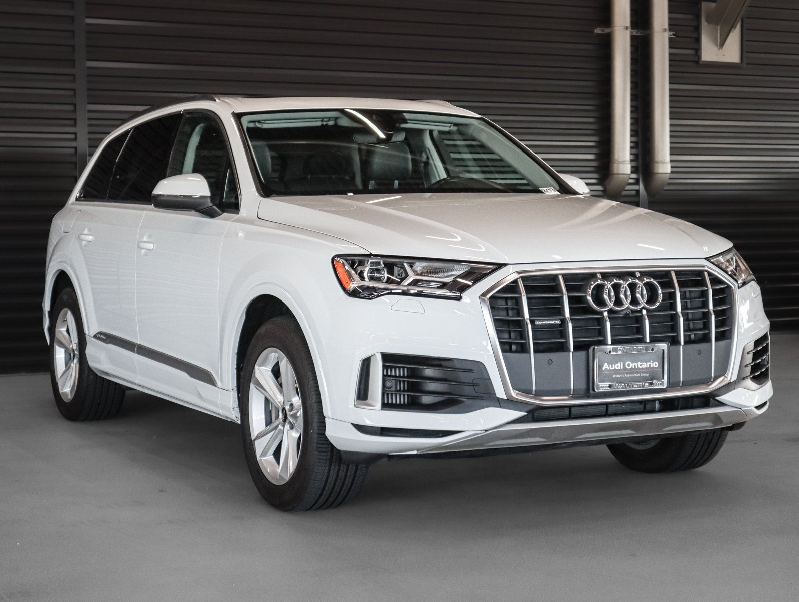 Used 2022 Audi Q7 3.0T Premium AWD/4WD image 12
