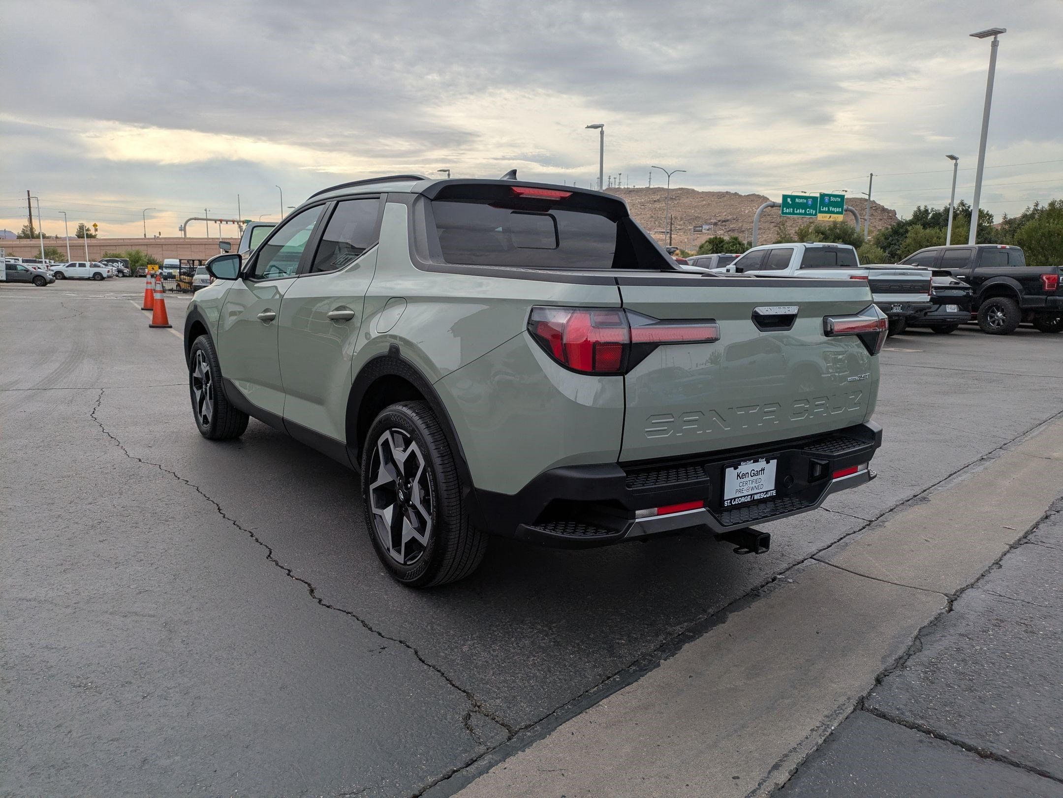 Used 2024 Hyundai Santa Cruz Limited AWD/4WD image 5