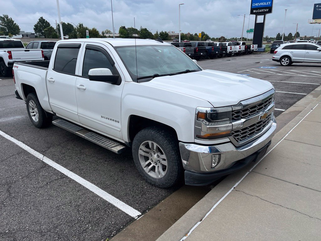 Used 2018 Chevrolet Silverado 1500 LT w/ All Star Edition AWD/4WD image 4