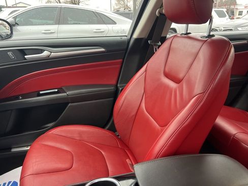 Used 2014 Ford Fusion Titanium image 14