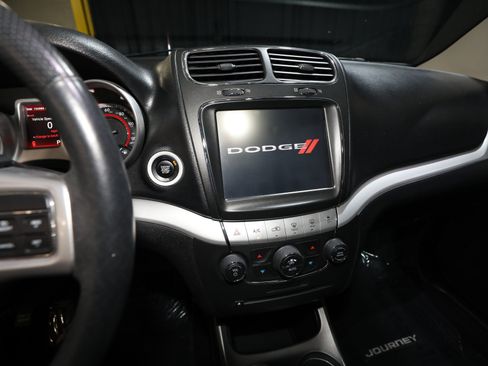 Used 2017 Dodge Journey GT AWD/4WD image 47
