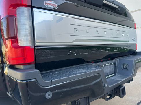 Used 2017 Ford F350 Platinum w/ Platinum Ultimate Package AWD/4WD image 13