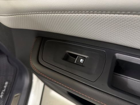 New 2026 Volkswagen Atlas Peak Edition AWD/4WD image 40
