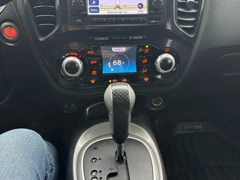 Used 2013 Nissan Juke SV image 21