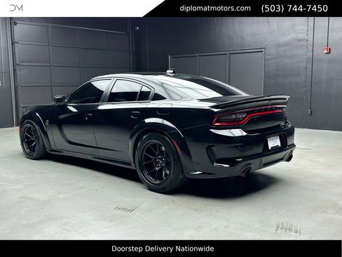 Used 2022 Dodge Charger SRT Hellcat image 5