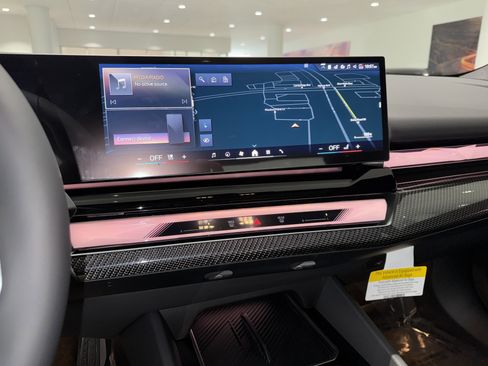 New 2026 BMW i5 eDrive40 w/ M Sport Package image 18