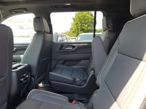 New 2026 GMC Yukon XL Elevation RWD image 15