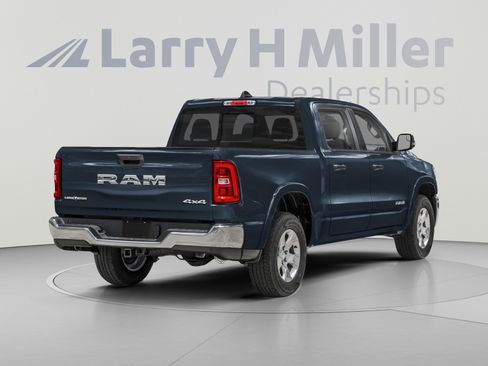 New 2026 RAM 1500 Big Horn AWD/4WD image 3