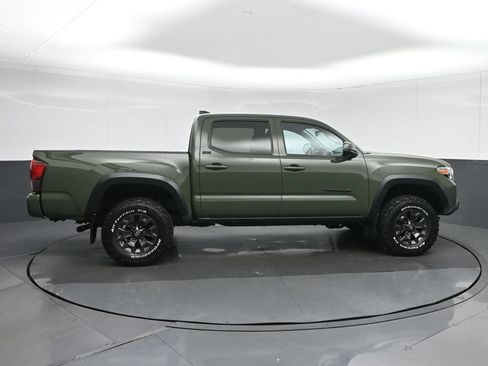 Used 2021 Toyota Tacoma SR5 w/ Trail Edition AWD/4WD image 8