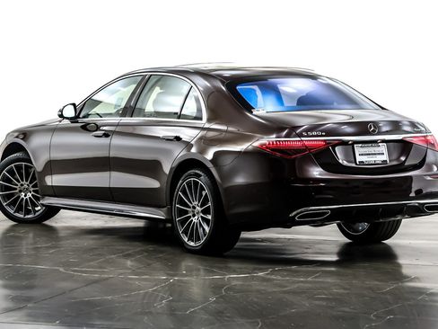 New 2026 Mercedes-Benz S 580e 4MATIC Sedan image 12