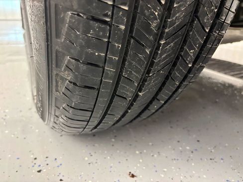 Used 2023 GMC Terrain SLE w/ Driver Convenience Package image 49