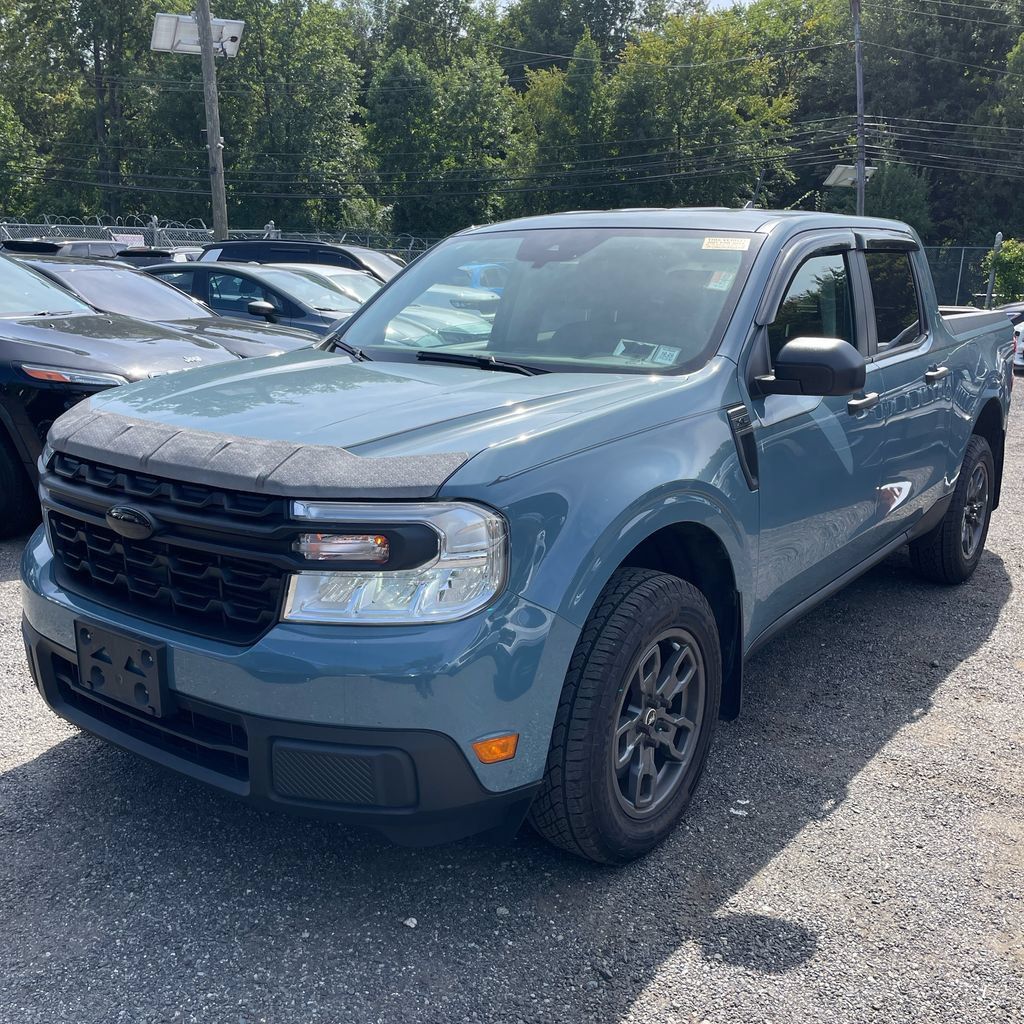 Used 2023 Ford Maverick XL FWD image 2