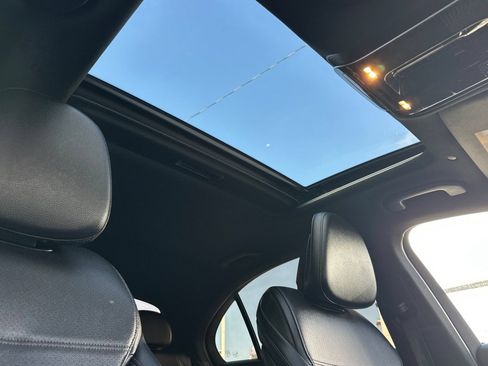 Used 2023 Mercedes-Benz C 300 Sedan image 17