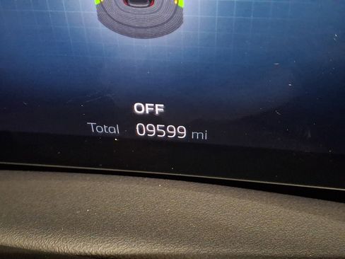 Used 2025 BMW X3 xDrive30i w/ Premium Package image 16