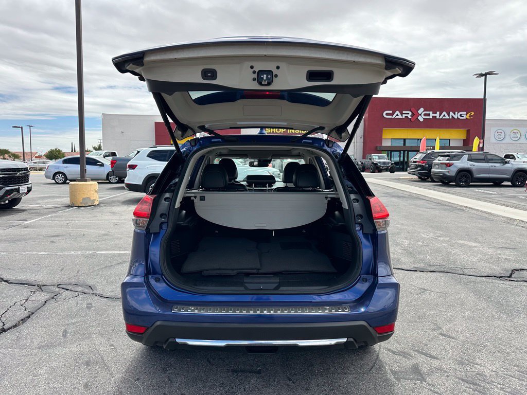 Used 2018 Nissan Rogue SL w/ Premium Package FWD image 26