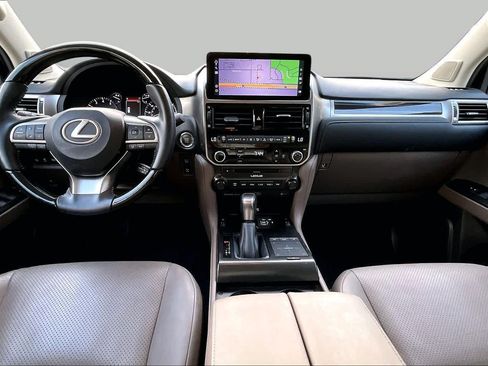 Used 2022 Lexus GX 460 Luxury w/ Sport Design Package AWD/4WD image 16