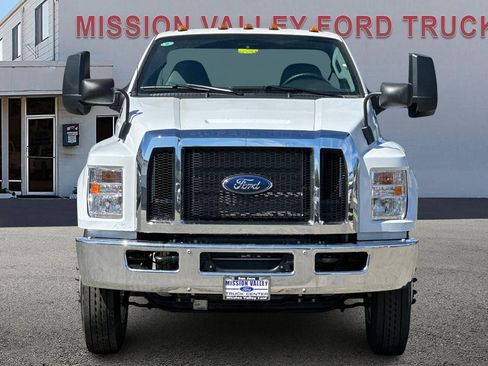 New 2027 Ford F650 2WD Regular Cab Super Duty image 9