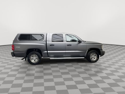 Used 2011 Dodge Dakota ST image 28