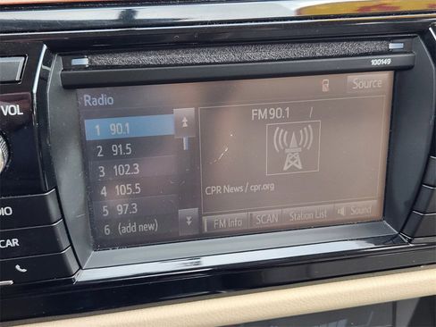 Used 2014 Toyota Corolla LE image 20