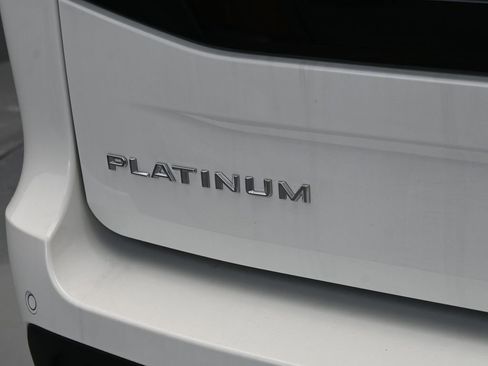 New 2026 Ford Expedition Max Platinum w/ Driver's Package AWD/4WD image 14