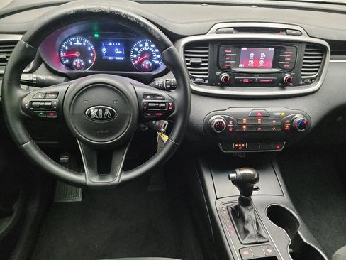 Used 2016 Kia Sorento FWD w/ LX Convenience Package image 22