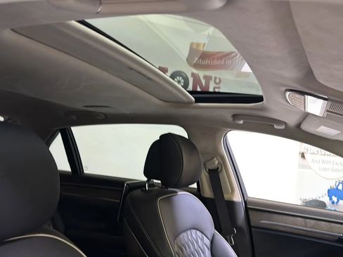 Used 2022 Genesis G90 5.0 Ultimate image 27