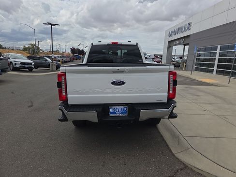 New 2026 Ford F250 Lariat w/ Chrome Package image 4