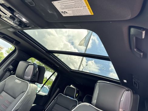 New 2026 GMC Yukon AT4 Ultimate AWD/4WD image 24