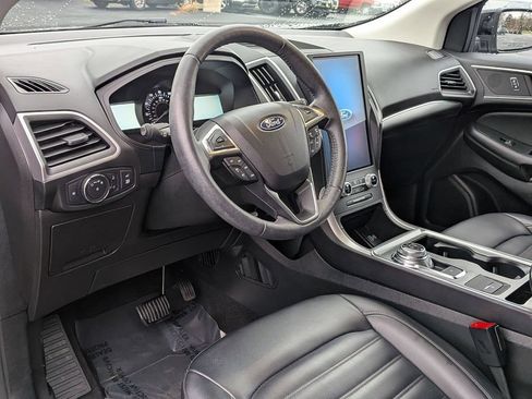 Used 2022 Ford Edge SEL w/ Convenience Package AWD/4WD image 9