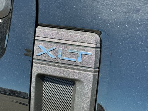 New 2026 Ford Maverick XLT w/ XLT Luxury Package FWD image 24