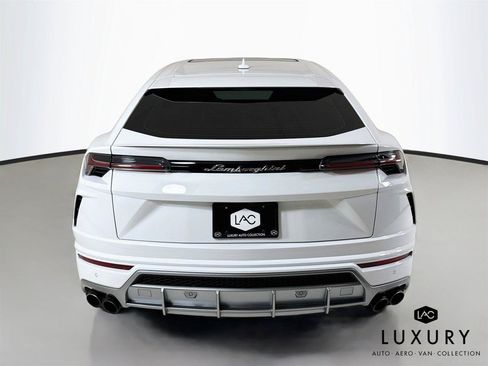Used 2020 Lamborghini Urus AWD/4WD image 7