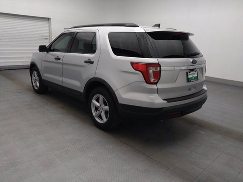 Used 2018 Ford Explorer FWD image 3