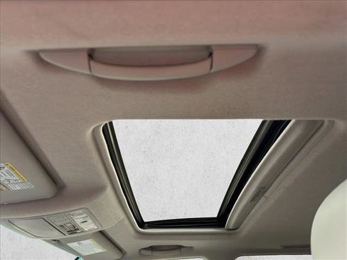 Used 2013 Toyota Highlander Limited image 22