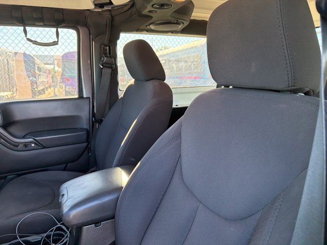 Used 2014 Jeep Wrangler Sport w/ Connectivity Group AWD/4WD image 6