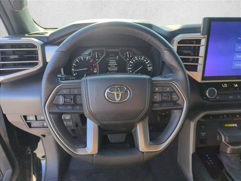 Used 2025 Toyota Tundra SR5 w/ SR5 Premium Package AWD/4WD image 12