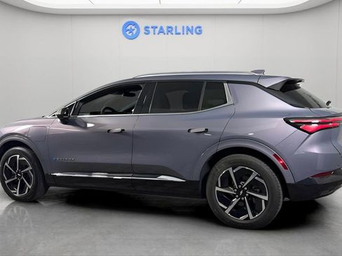 Used 2025 Chevrolet Equinox EV LT image 4